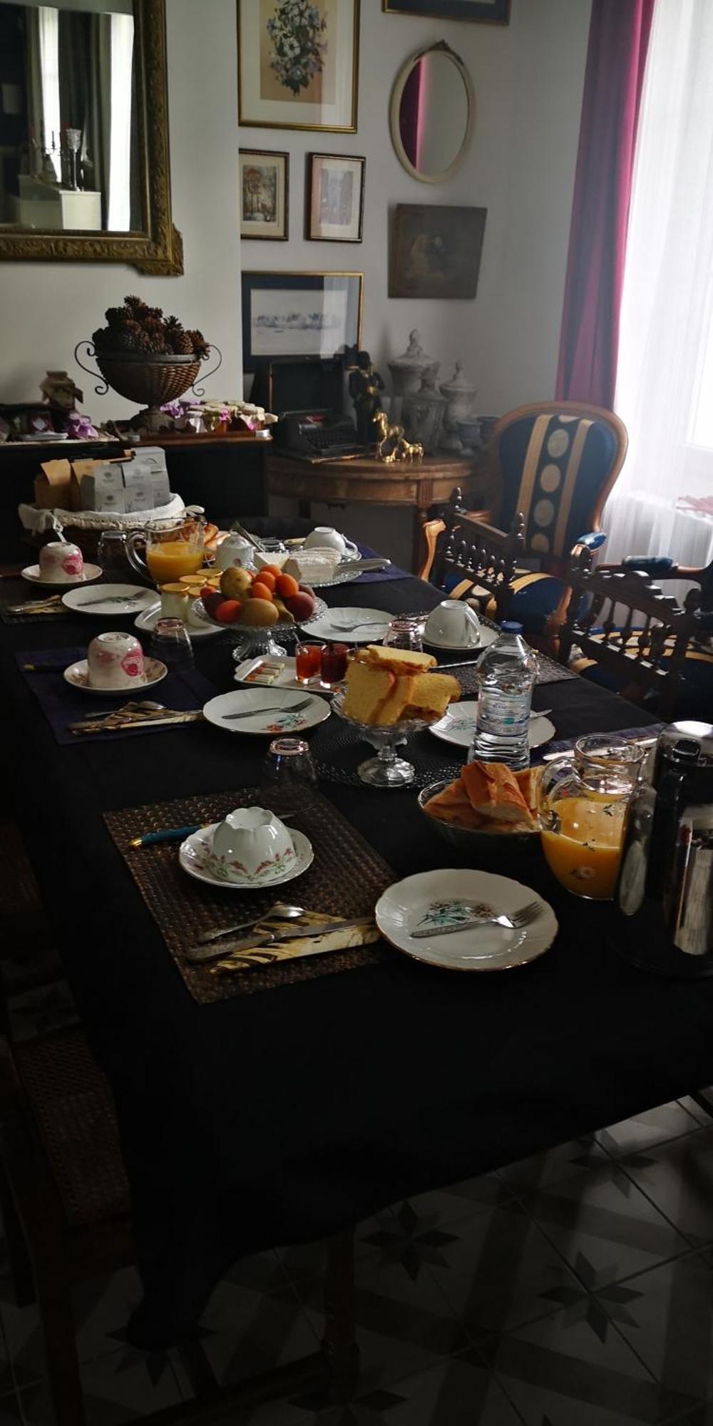 La Cour Du Puits Chambre Victor Cormeilles  Екстер'єр фото